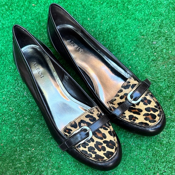 ALFANI Leather Loafers - Picture 5 of 9